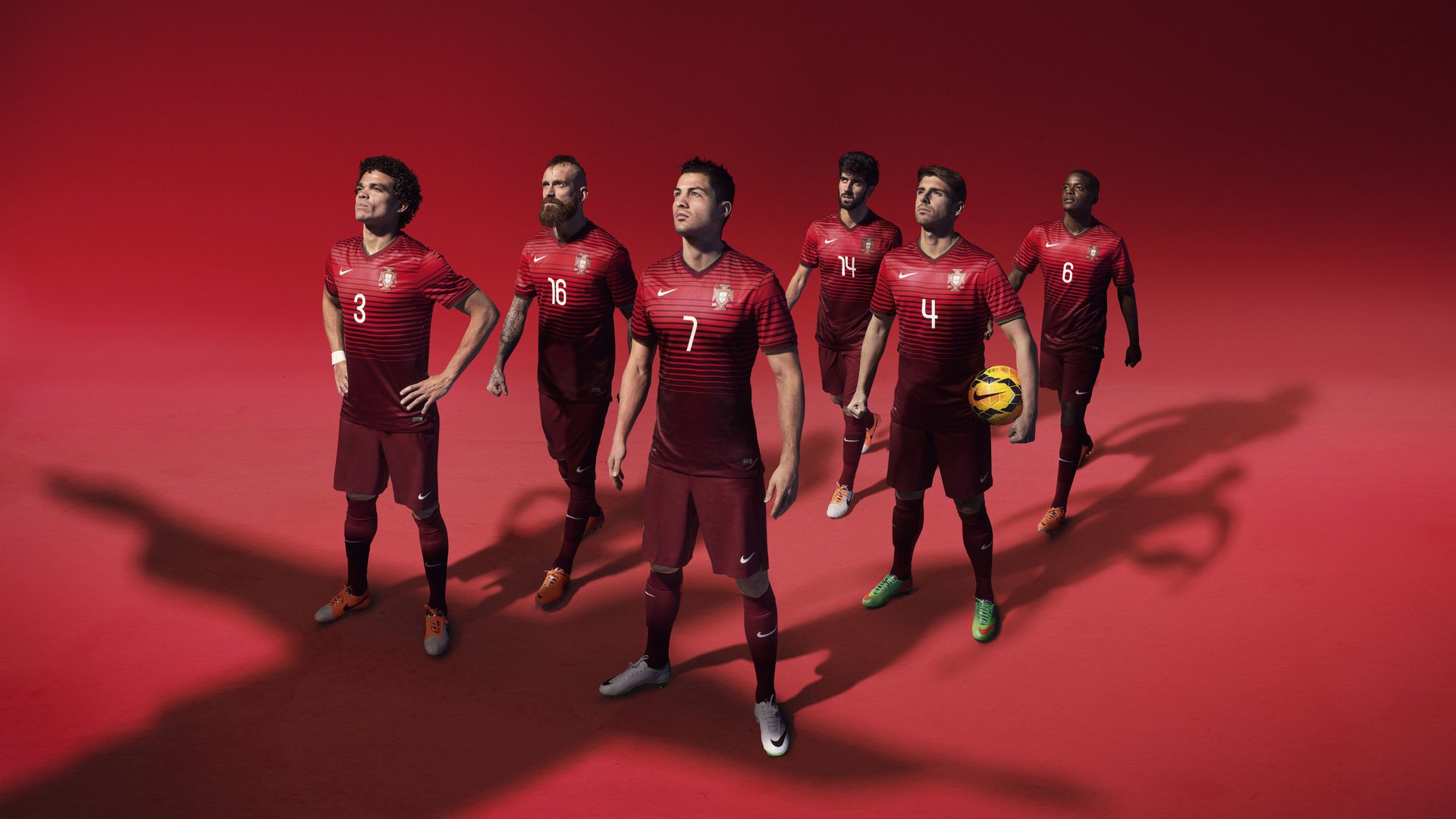 欧洲杯战术升华：变阵奇招引爆赛场！，欧洲杯战记